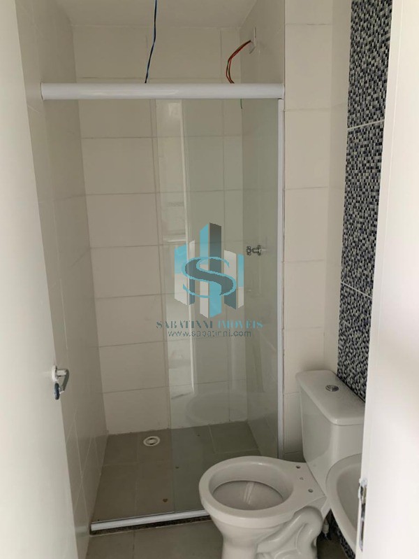 Apartamento à venda com 2 quartos, 40m² - Foto 17