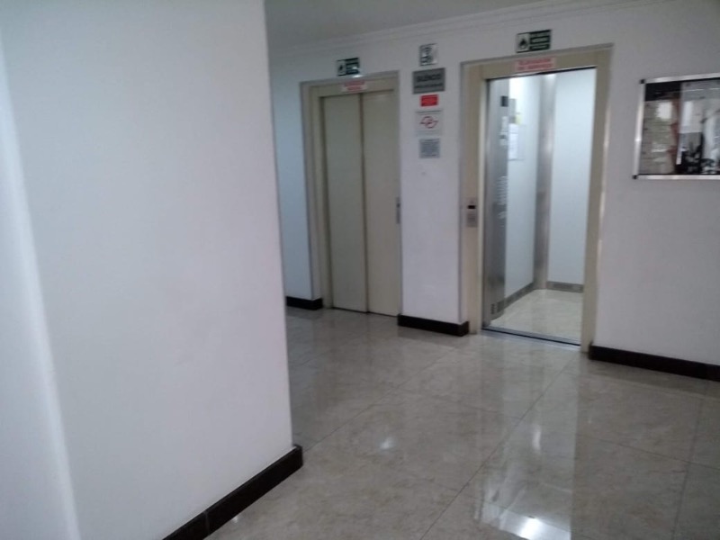 Apartamento à venda com 3 quartos, 80m² - Foto 13