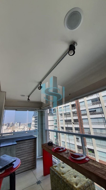 Apartamento à venda com 1 quarto, 35m² - Foto 18