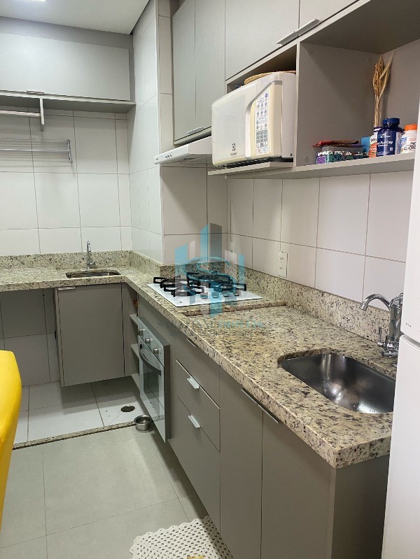 Apartamento à venda com 2 quartos, 40m² - Foto 7