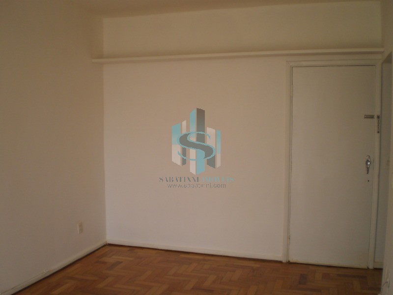 Apartamento à venda com 3 quartos, 140m² - Foto 2