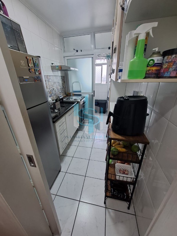 Apartamento à venda com 2 quartos, 60m² - Foto 10