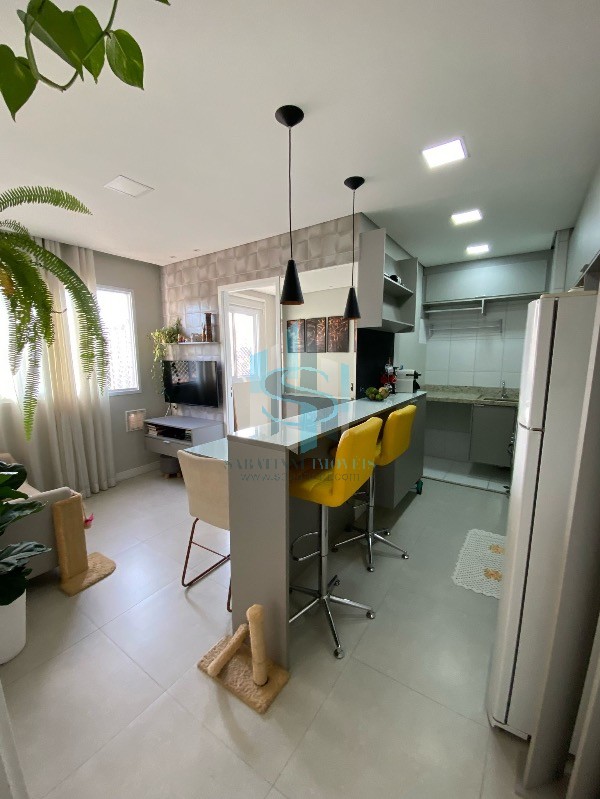 Apartamento à venda com 2 quartos, 40m² - Foto 10