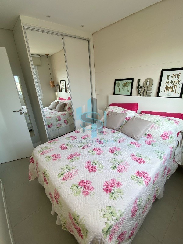 Apartamento à venda com 2 quartos, 40m² - Foto 17