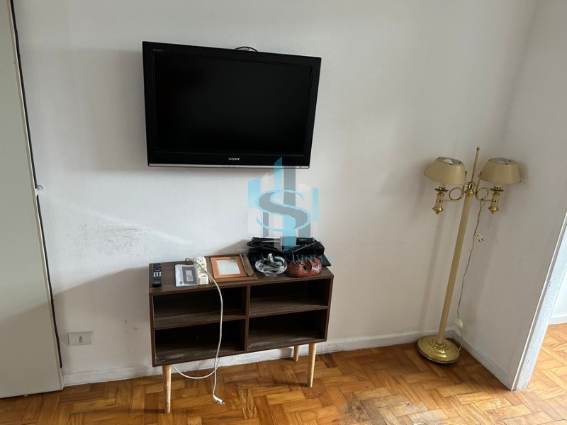 Apartamento à venda com 1 quarto, 28m² - Foto 2