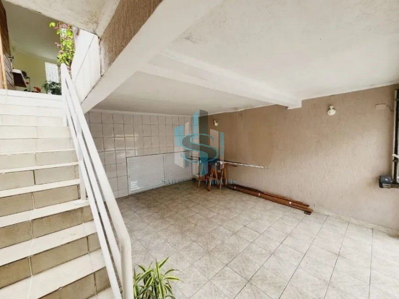 Casa à venda com 2 quartos, 200m² - Foto 4