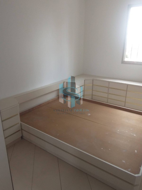 Apartamento à venda com 2 quartos, 77m² - Foto 11