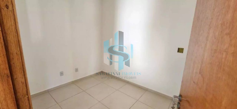 Apartamento à venda com 2 quartos, 42m² - Foto 3