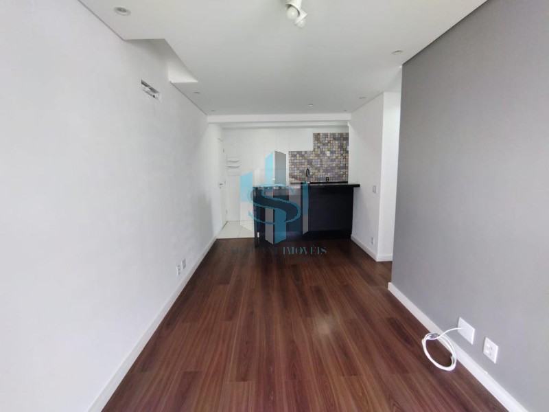 Apartamento à venda com 2 quartos, 63m² - Foto 4