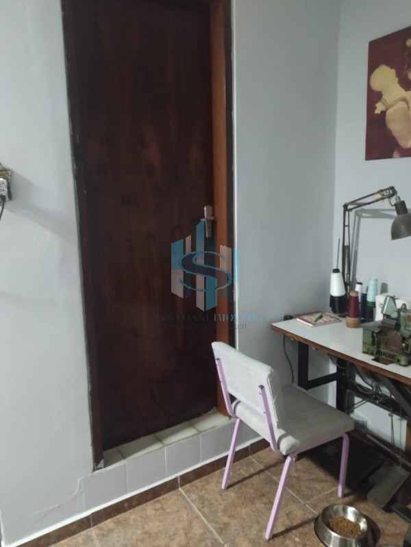 Casa à venda com 5 quartos, 250m² - Foto 34