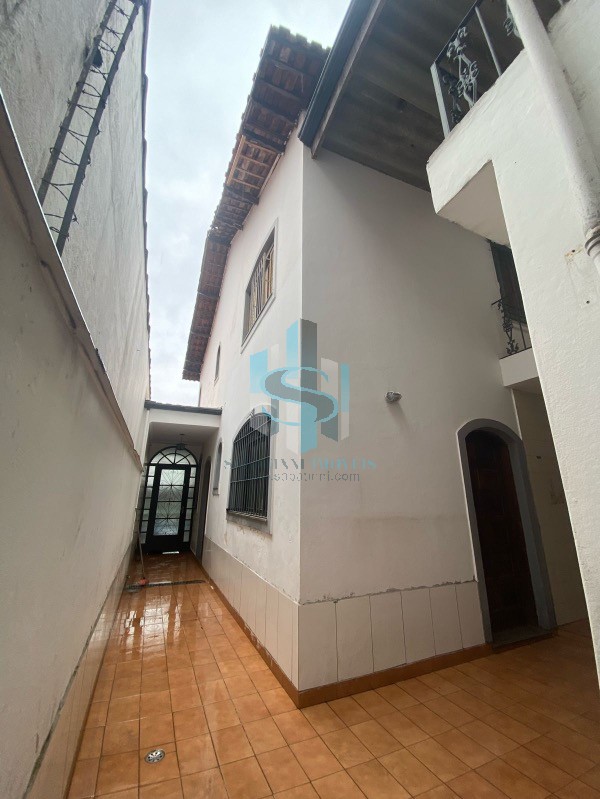 Casa à venda com 4 quartos, 140m² - Foto 15