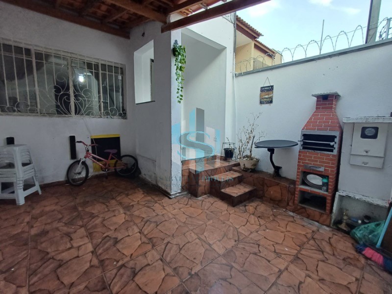 Casa à venda com 2 quartos, 89m² - Foto 24