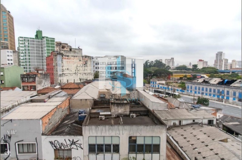 Apartamento à venda com 1 quarto, 31m² - Foto 17