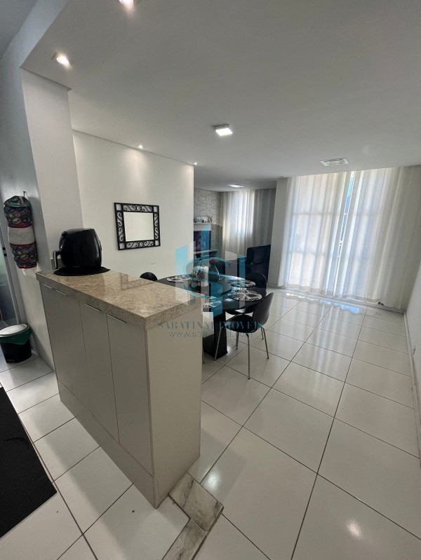 Apartamento à venda com 3 quartos, 61m² - Foto 2