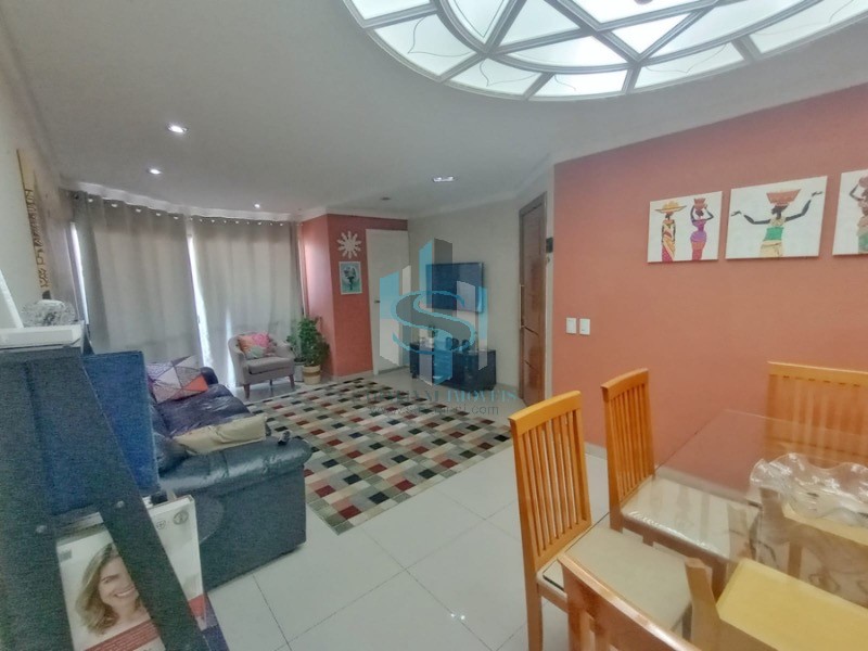 Apartamento à venda com 3 quartos, 113m² - Foto 1