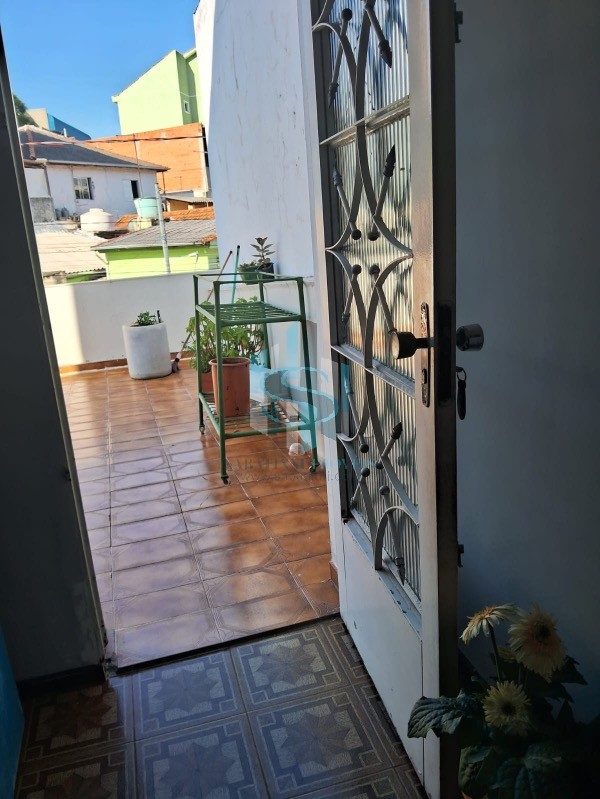 Casa à venda com 5 quartos, 250m² - Foto 45