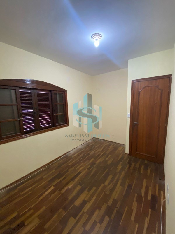 Casa à venda com 4 quartos, 140m² - Foto 5