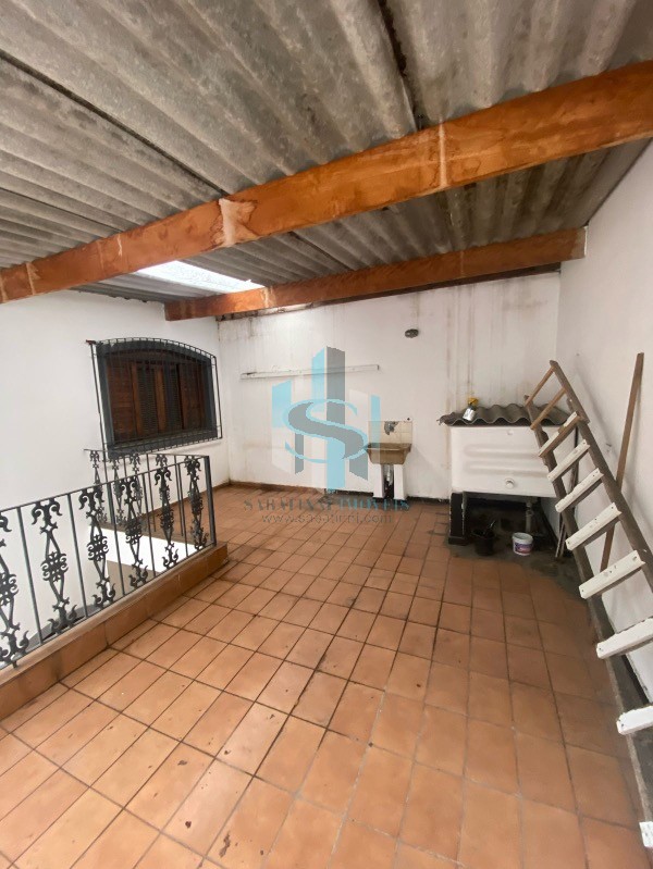 Casa à venda com 4 quartos, 140m² - Foto 13