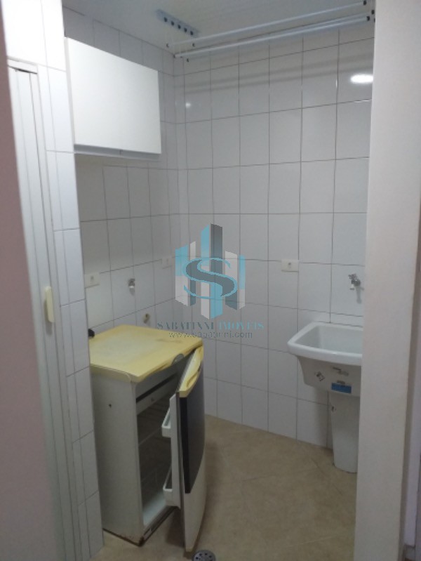 Apartamento à venda com 1 quarto, 30m² - Foto 3