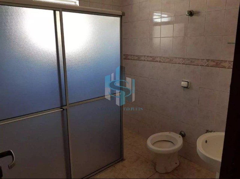 Casa à venda com 3 quartos, 200m² - Foto 9