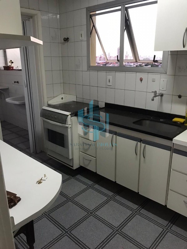 Apartamento à venda com 2 quartos, 62m² - Foto 4