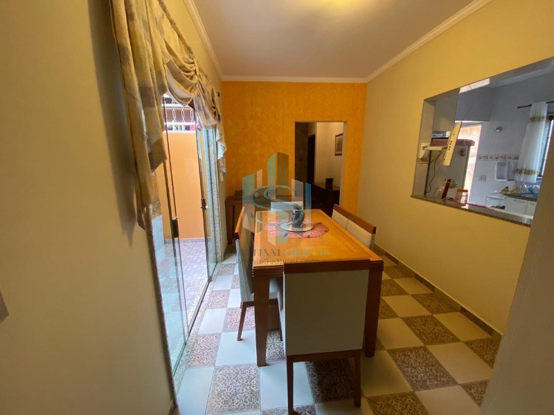 Casa à venda com 4 quartos, 190m² - Foto 7