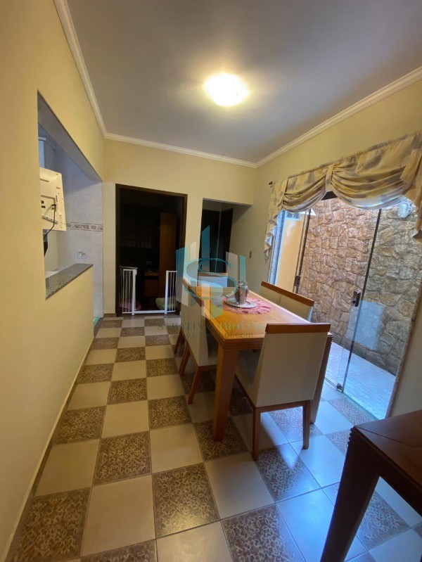 Casa à venda com 4 quartos, 190m² - Foto 8