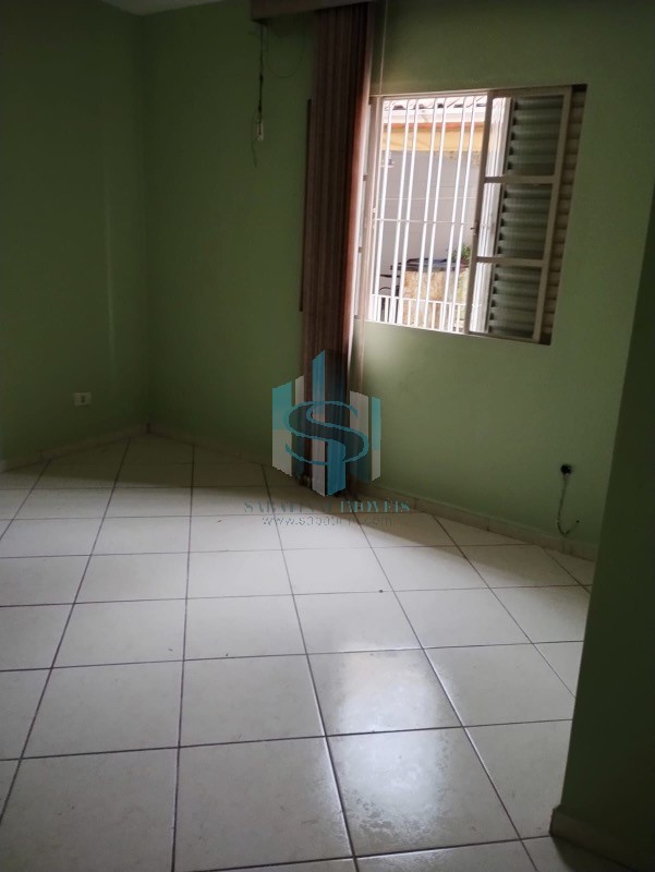 Casa à venda com 3 quartos, 180m² - Foto 1