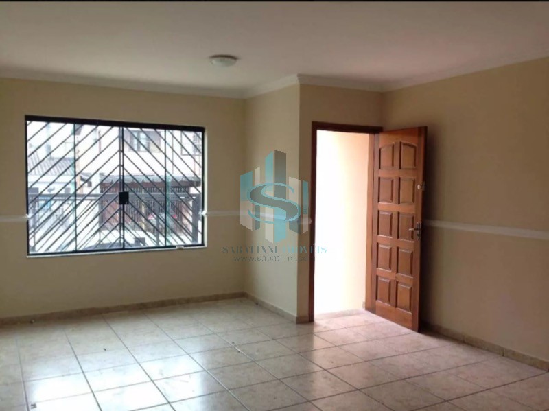 Casa à venda com 3 quartos, 125m² - Foto 1