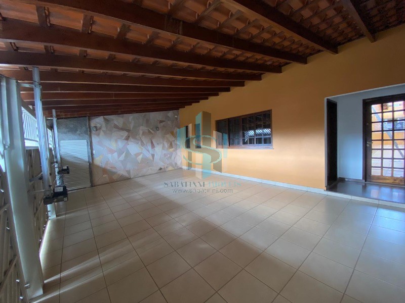 Casa à venda com 4 quartos, 190m² - Foto 17