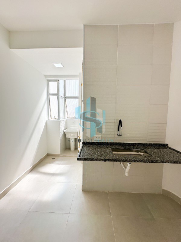 Apartamento à venda com 2 quartos, 75m² - Foto 5