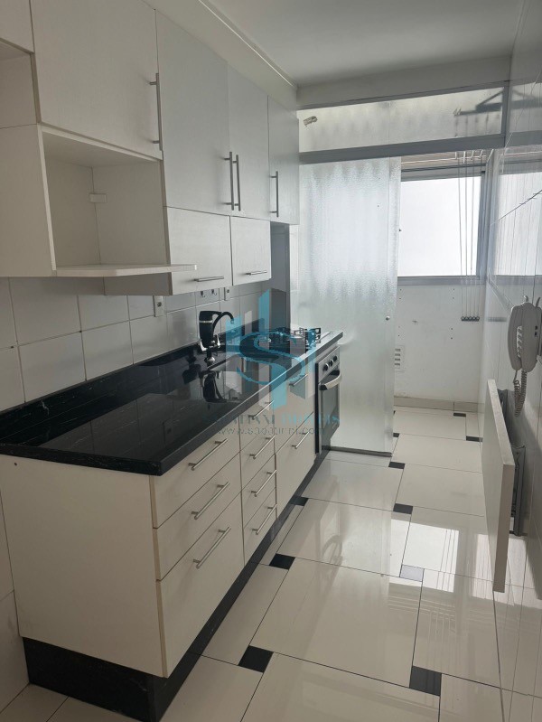 Apartamento à venda com 2 quartos, 44m² - Foto 15