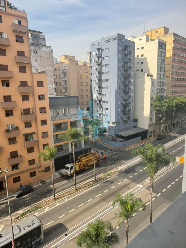 Apartamento à venda com 1 quarto, 27m² - Foto 11