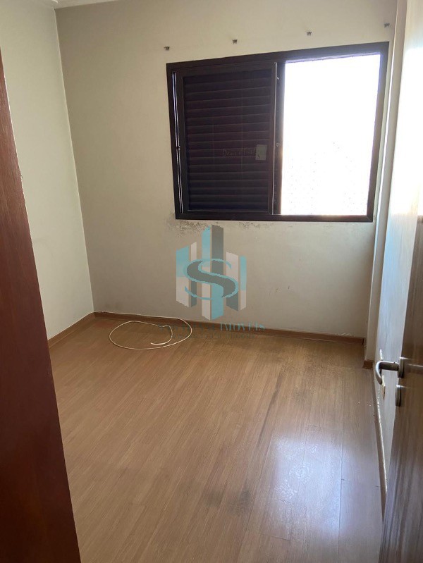 Apartamento à venda com 2 quartos, 87m² - Foto 13