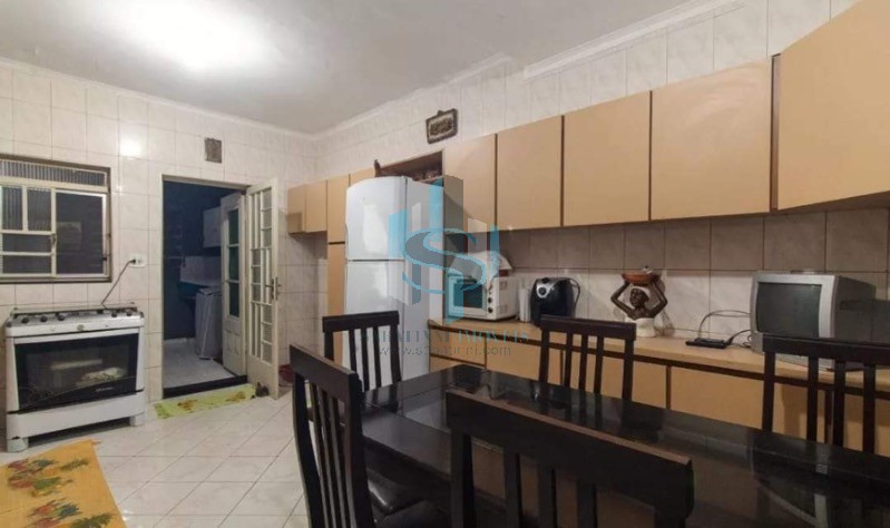 Casa à venda com 3 quartos, 150m² - Foto 4