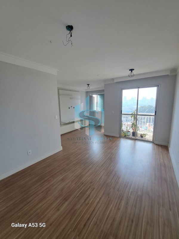 Apartamento à venda com 3 quartos, 63m² - Foto 1