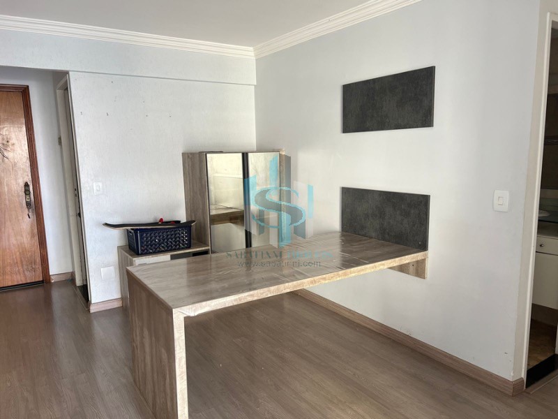 Apartamento à venda com 3 quartos, 83m² - Foto 2