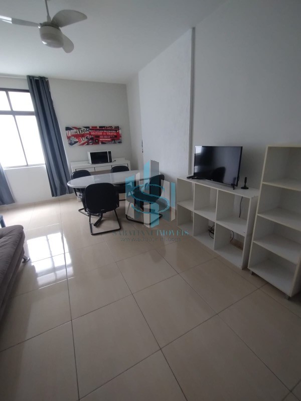 Apartamento à venda com 2 quartos, 67m² - Foto 3