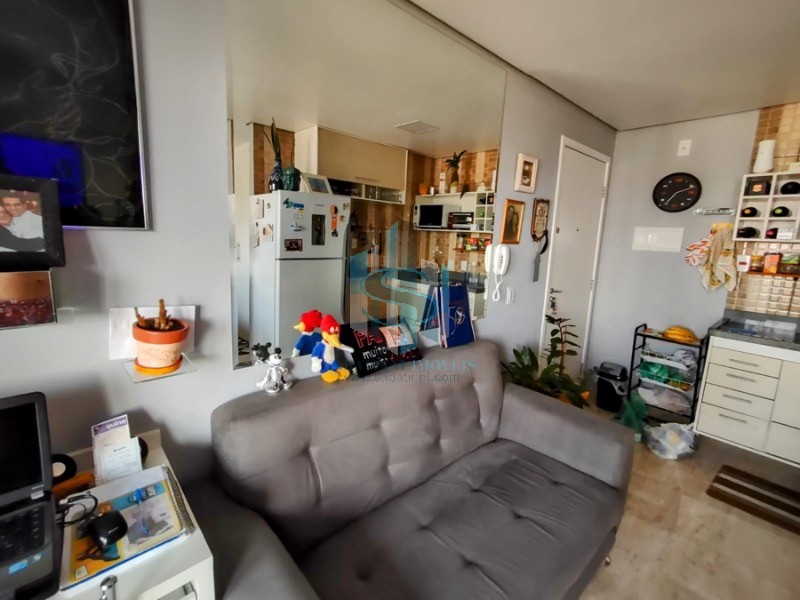 Apartamento à venda com 1 quarto, 42m² - Foto 1