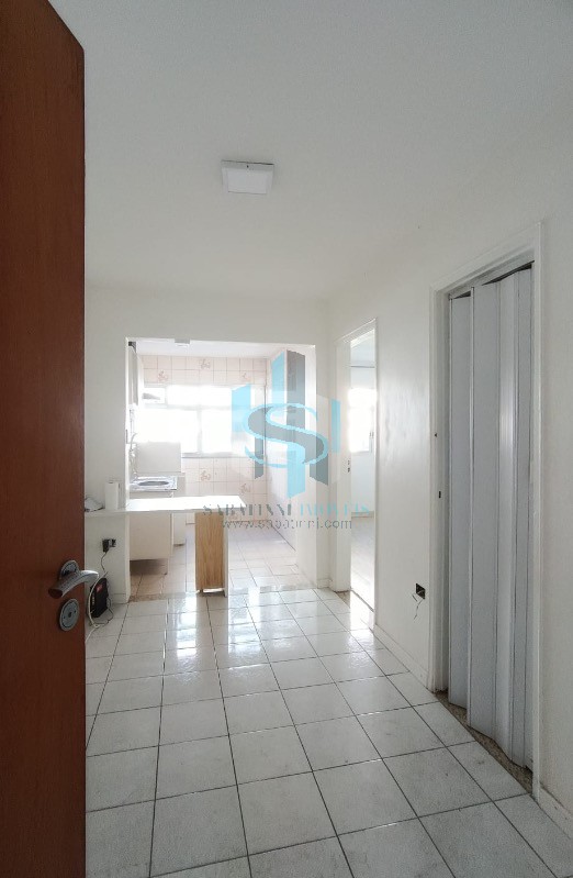 Apartamento à venda com 1 quarto, 33m² - Foto 2