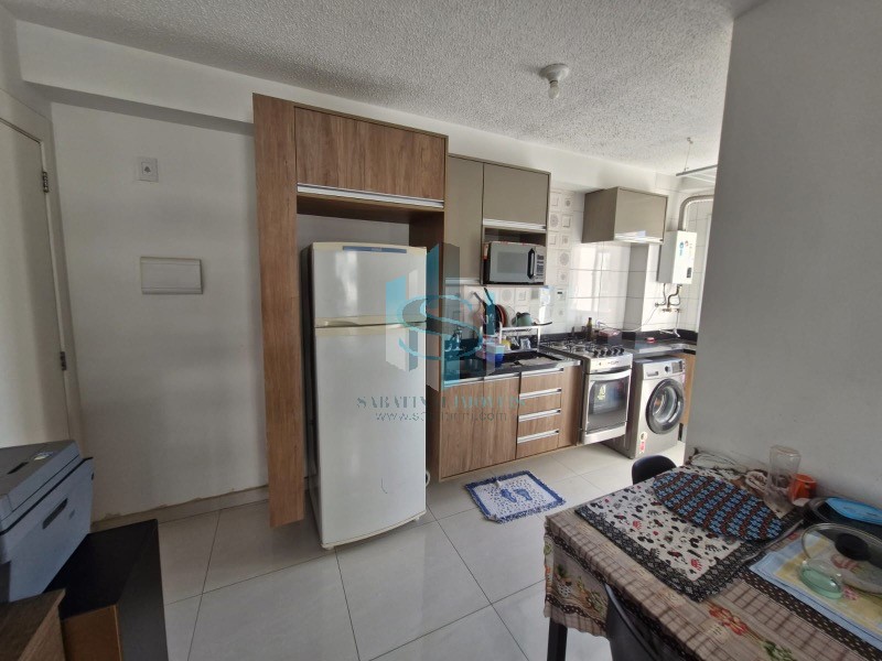 Apartamento à venda com 2 quartos, 40m² - Foto 6