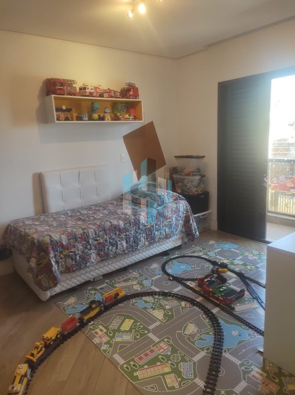 Apartamento para alugar com 3 quartos, 150m² - Foto 13