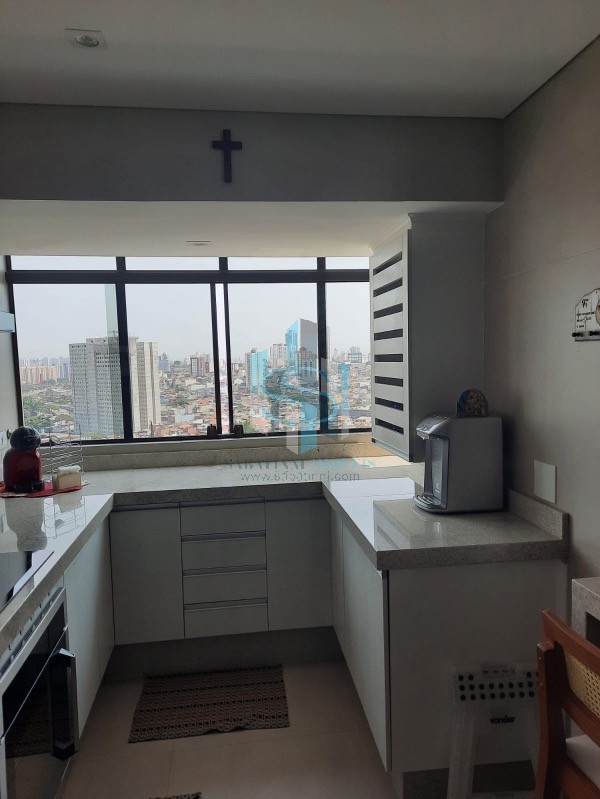 Apartamento à venda com 3 quartos, 142m² - Foto 4