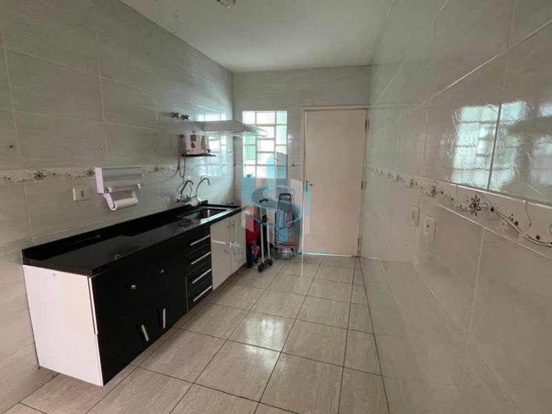 Casa à venda com 2 quartos, 120m² - Foto 9