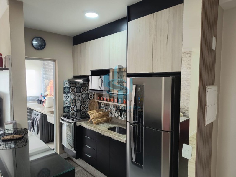 Apartamento à venda com 2 quartos, 62m² - Foto 10