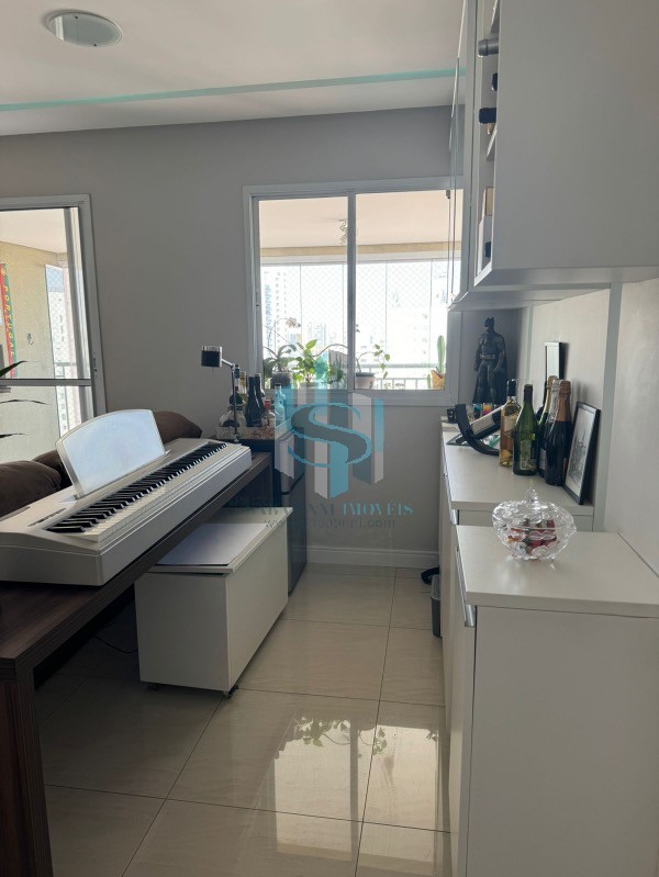 Apartamento à venda com 2 quartos, 80m² - Foto 9