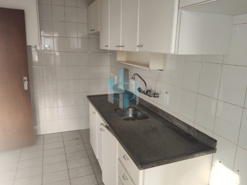 Apartamento à venda com 3 quartos, 105m² - Foto 4