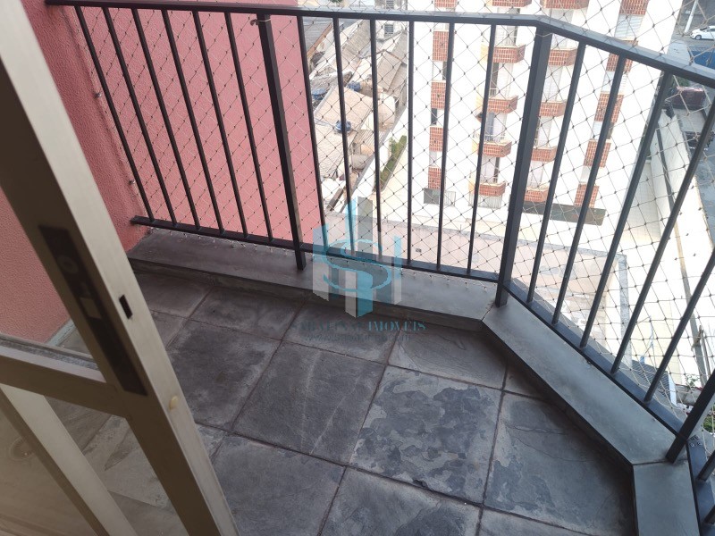 Apartamento à venda com 3 quartos, 105m² - Foto 8