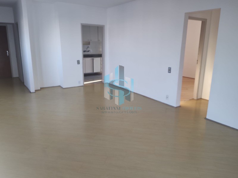 Apartamento à venda com 3 quartos, 105m² - Foto 3