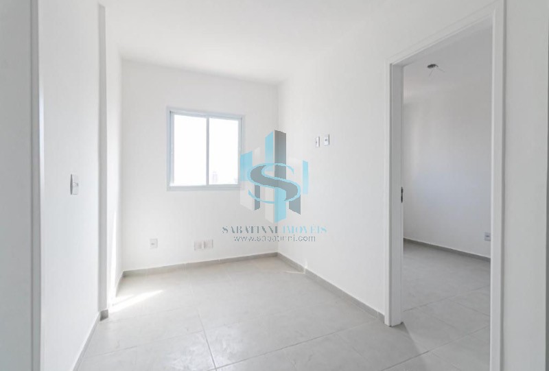 Apartamento à venda com 2 quartos, 39m² - Foto 2